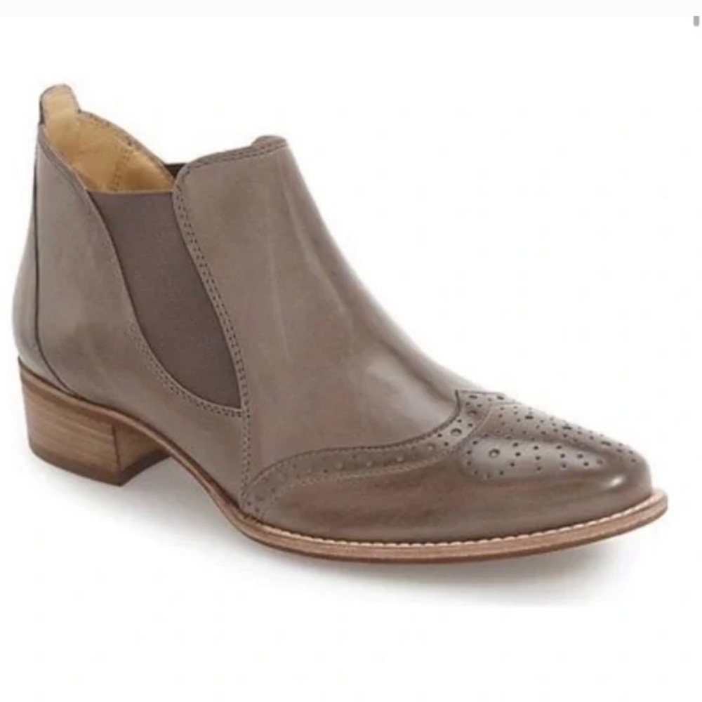 Paul Green “Ava Wingtip Oxford Ankle” Grey Leather Booties